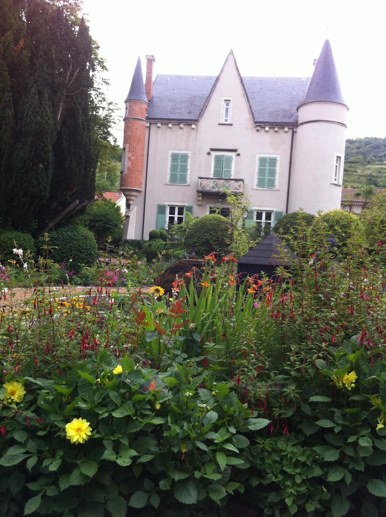 Au Fond De La Cour Bed and Breakfast Veyre-Monton Eksteriør billede